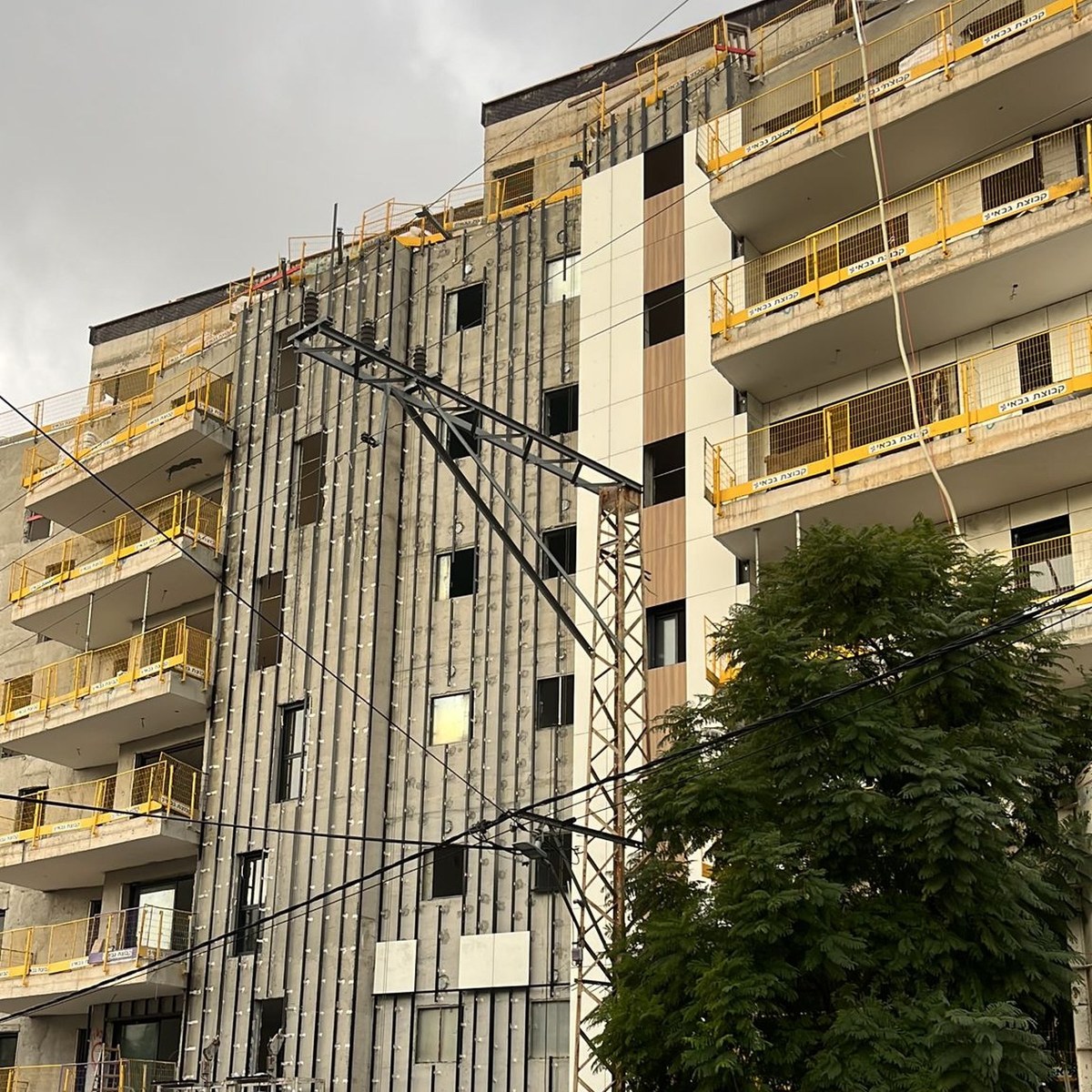 מפקח בטיחות באתר בנייה — פיקוח ובקרת בטיחות ליזמים וקבלנים, הנדסה עירונית